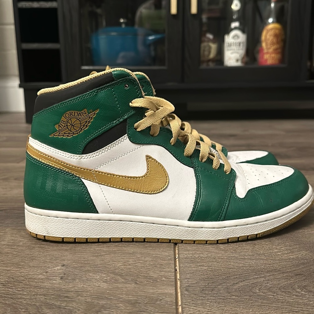 Air Jordan 1 Celtics